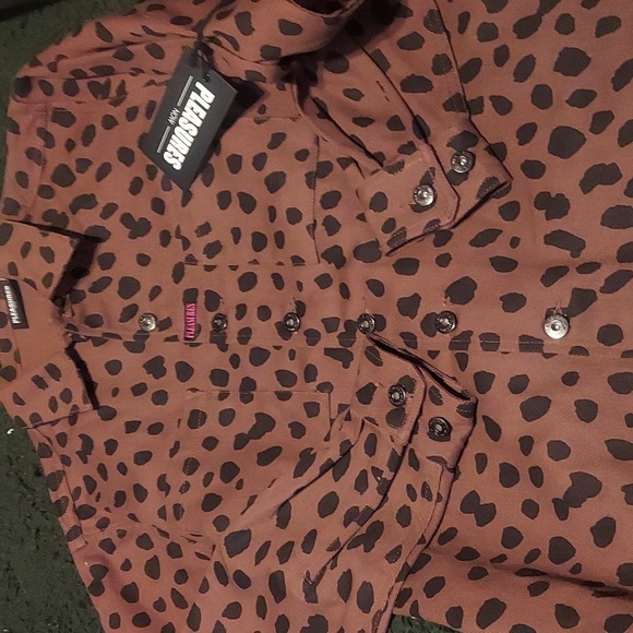 Trending! Designer work ware by pleasures. Wild big cat / dalmatian print - Picture 3 of 3